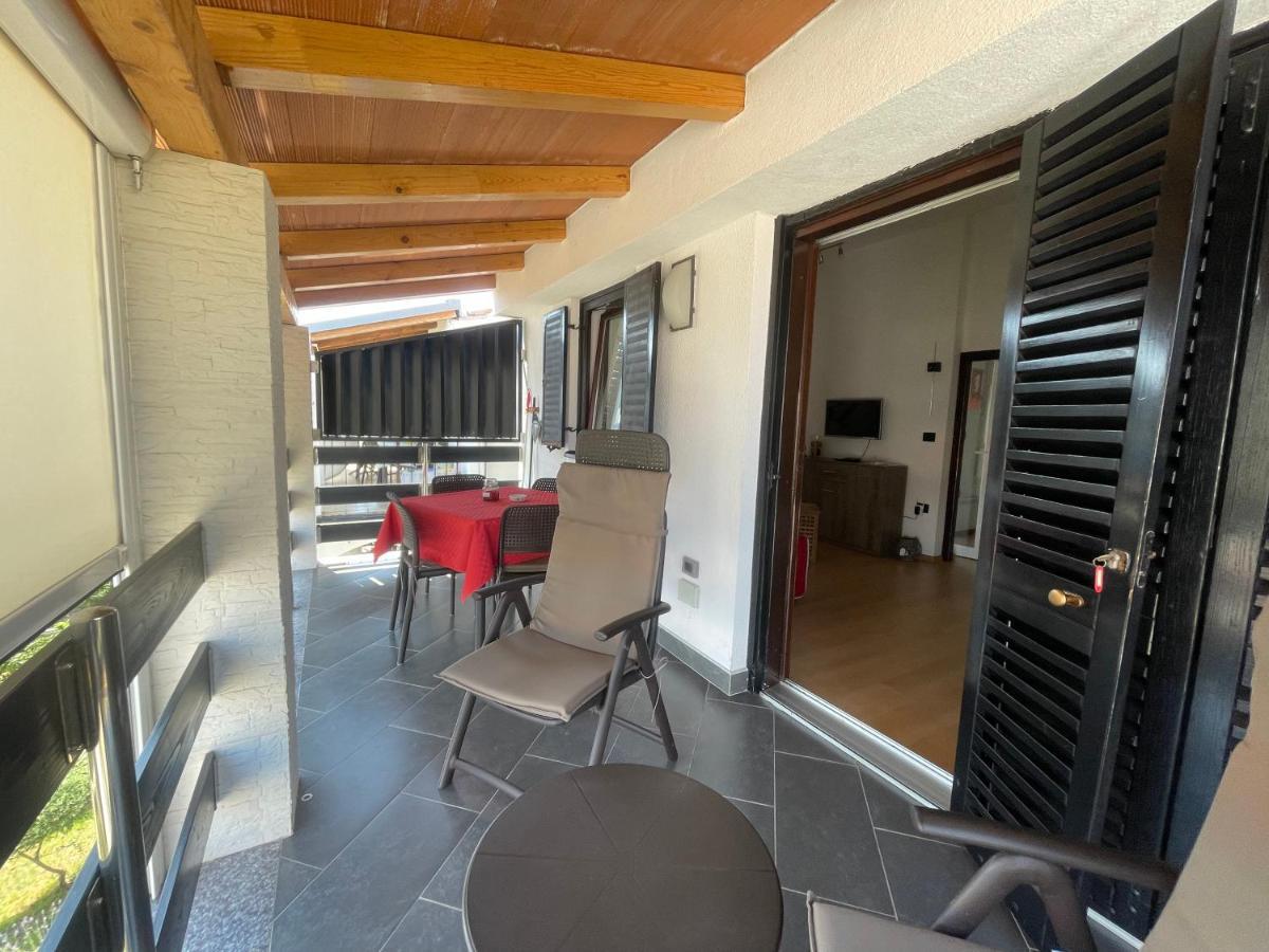 Residence4A-Appartamento Rosso Ravni Luaran gambar